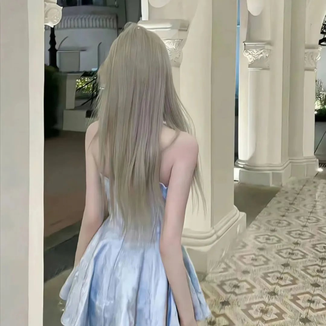 亚历克斯与艾玛
